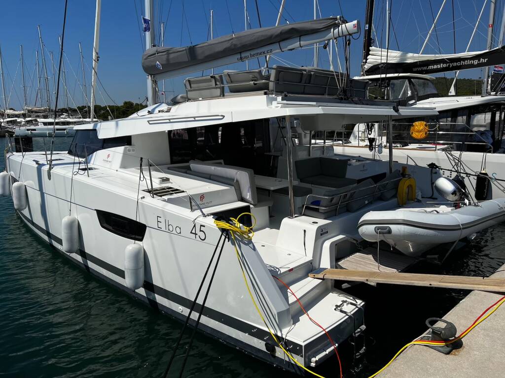 Elba 45 Angie