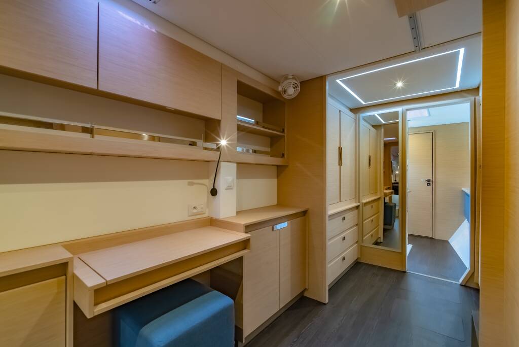 Elba 45 Chammak Challo