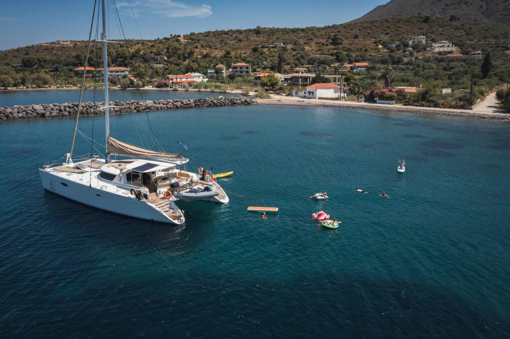 Eleuthera 60 ZORBA CAT