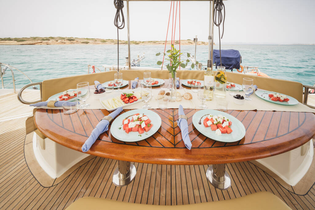 Eleuthera 60 ZORBA CAT