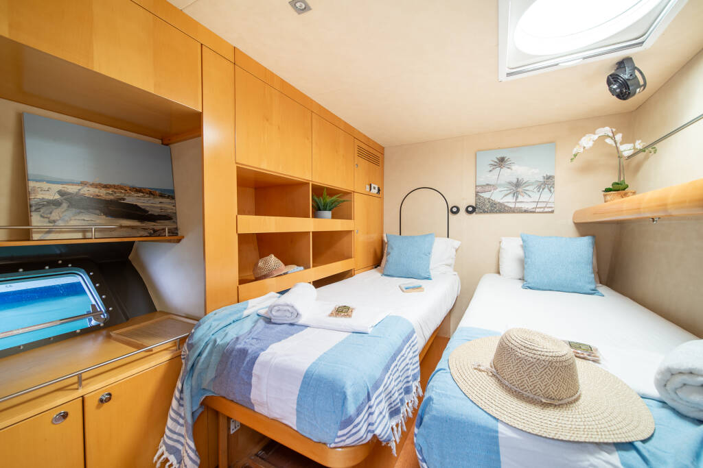 Eleuthera 60 Zorba CAT Cabin 2