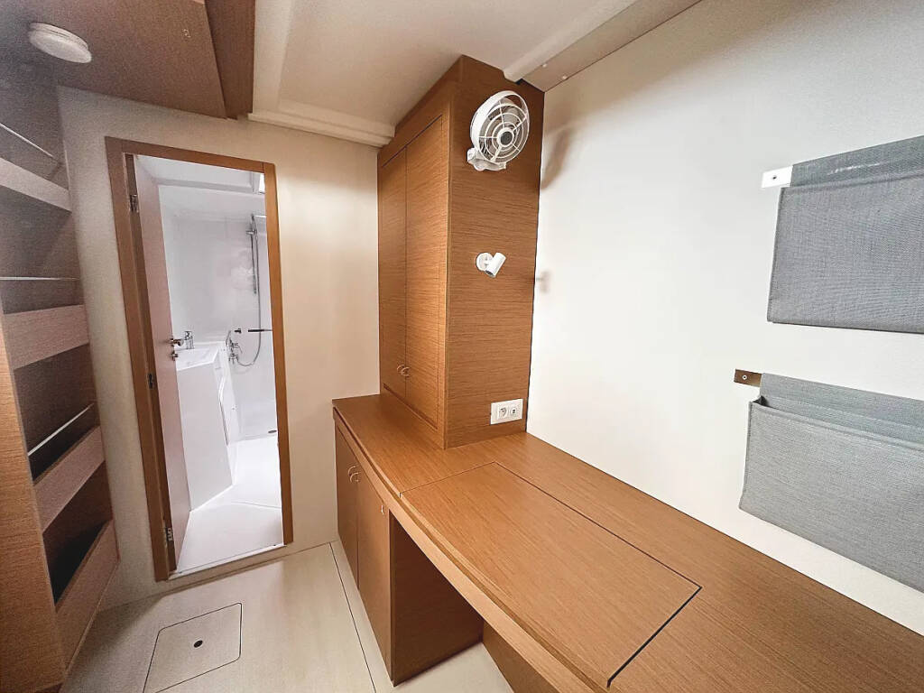 Excess 11 4cabins CAUSALITY