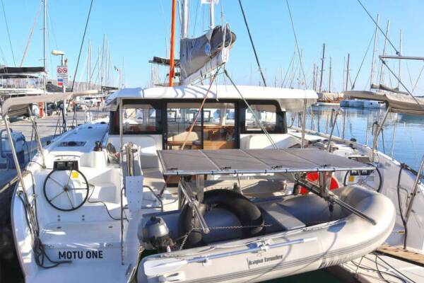 Excess 11 • Motu One