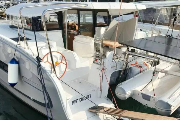 Excess 11 • Mint Cooler V