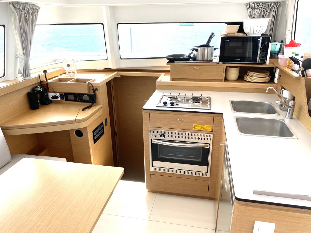 Excess 11 OLOKUM IBIZA BAREBOAT