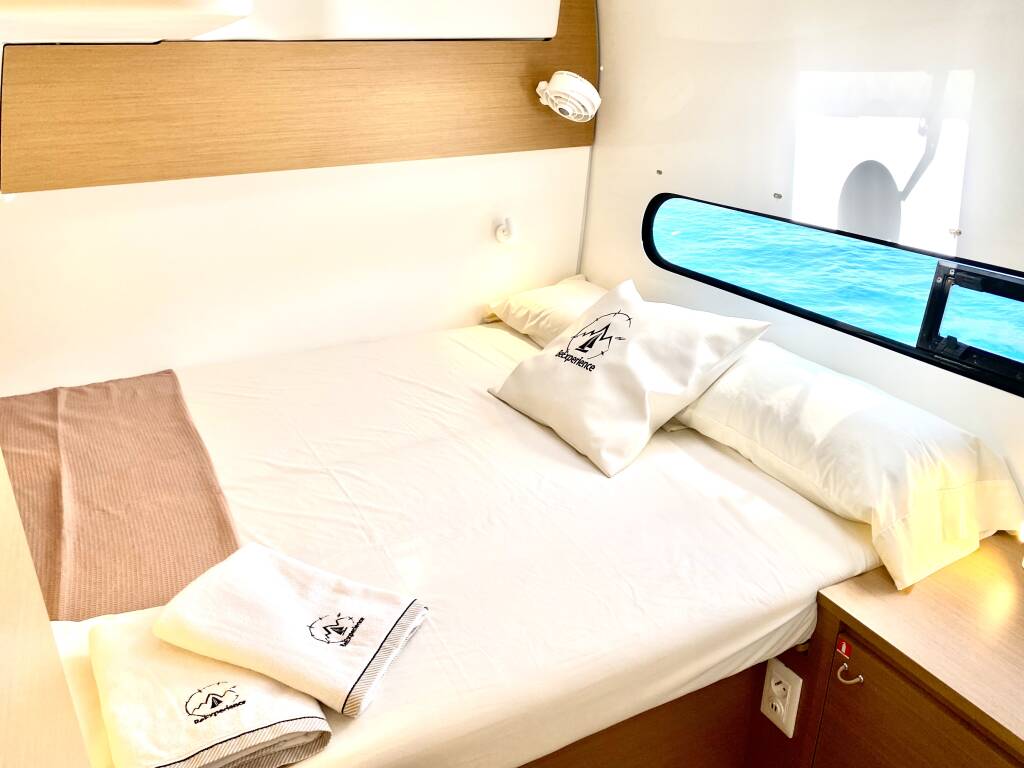 Excess 11 MOANA Mallorca CREWED