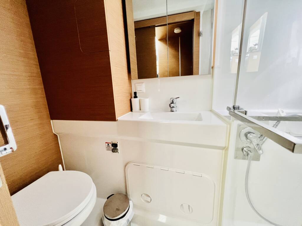 Excess 11 MOANA Denia CREWED