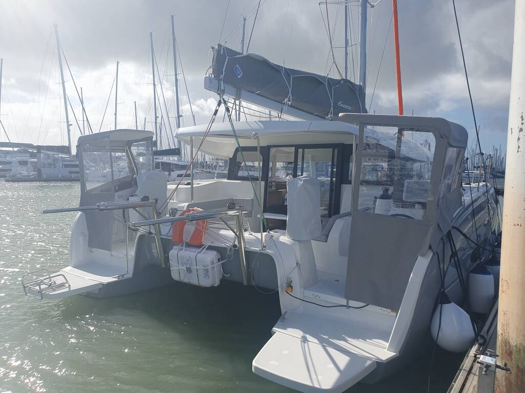Excess 11 HELLENIC BREEZE