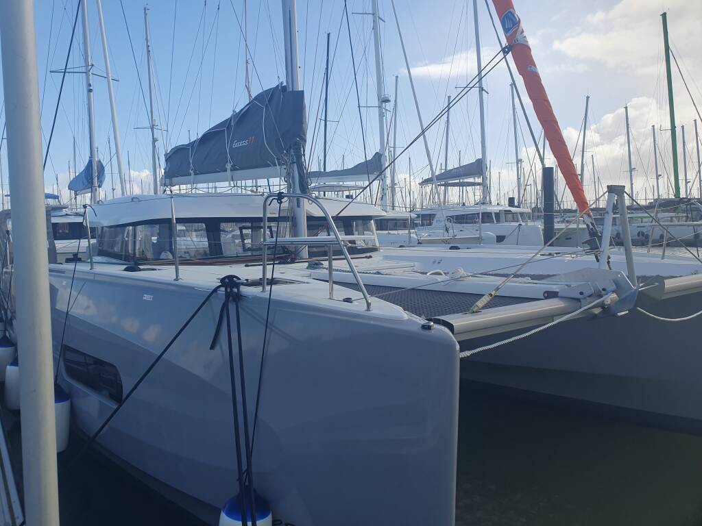 Excess 11 HELLENIC BREEZE