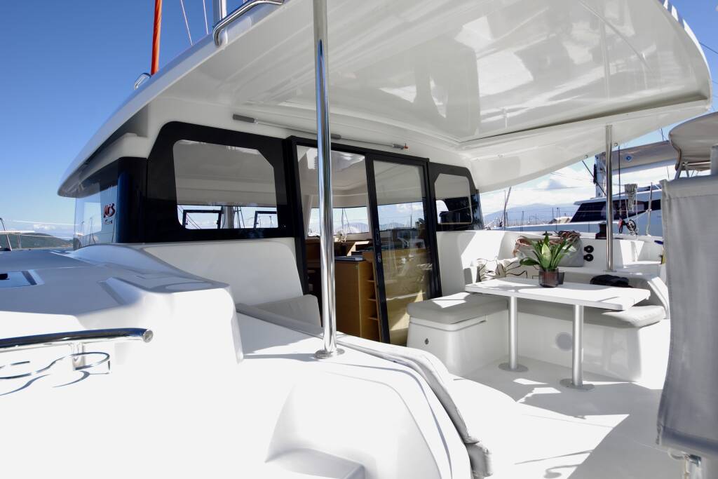 Excess 11 HELLENIC BREEZE