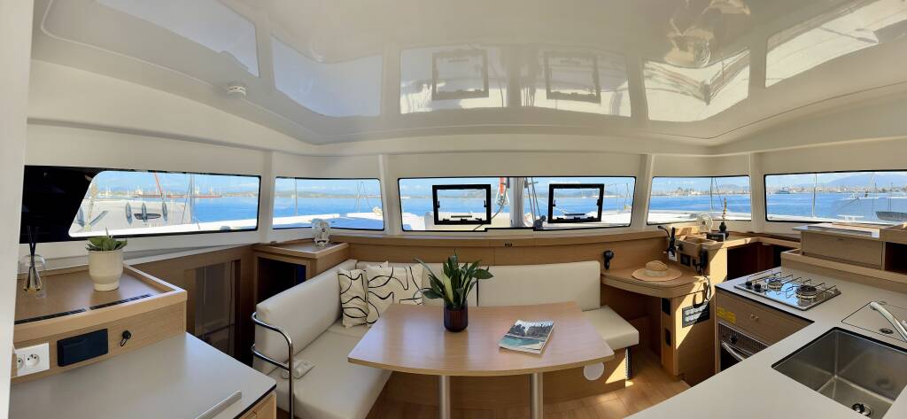 Excess 11 HELLENIC BREEZE