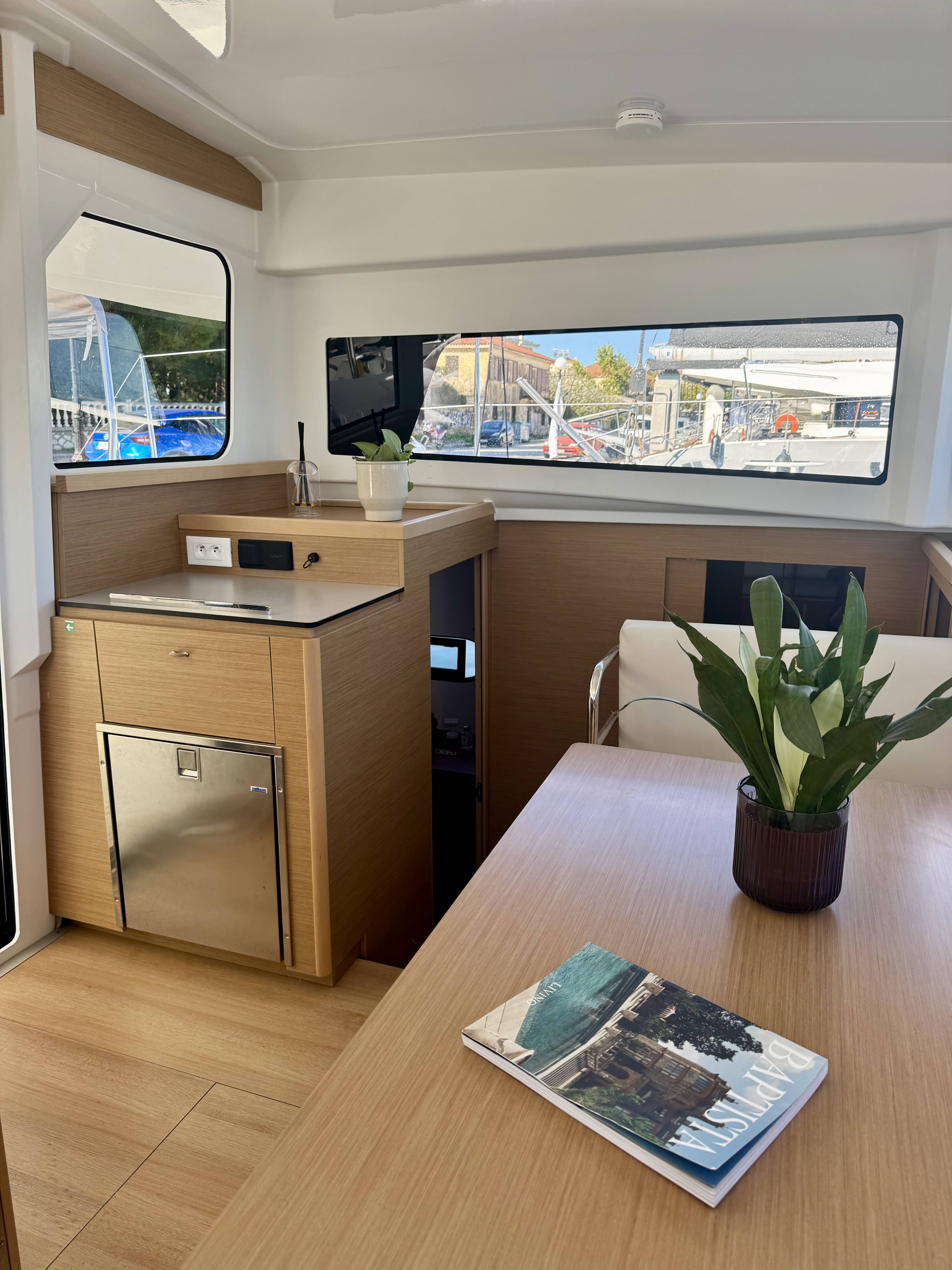 Excess 11 HELLENIC BREEZE