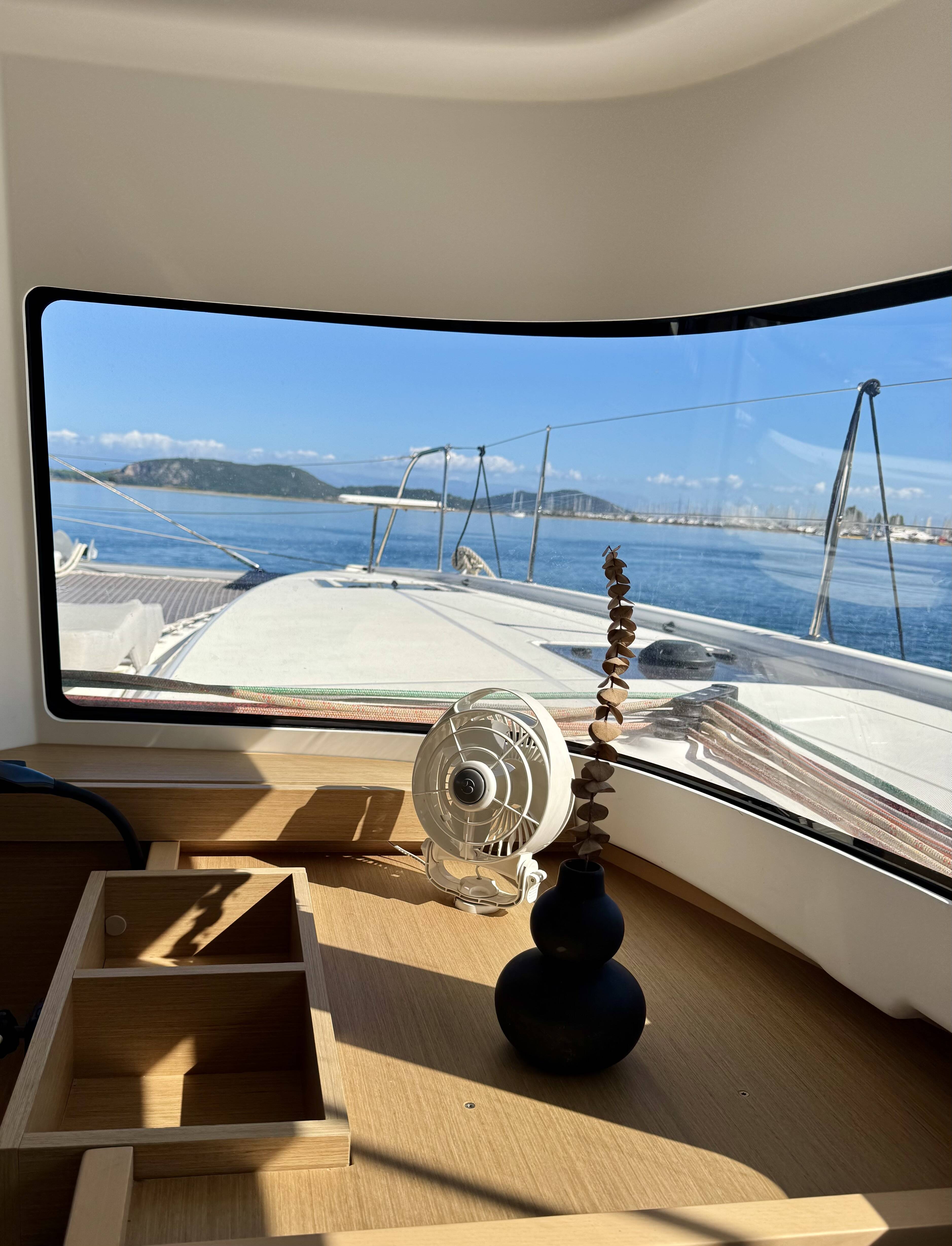 Excess 11 HELLENIC BREEZE