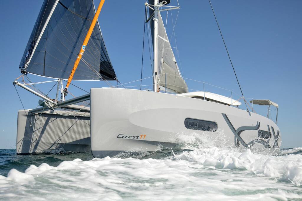 Excess 11 ALIA (Solar Panels, Electric WC, convertible saloon table, 1 SUP free of charge)