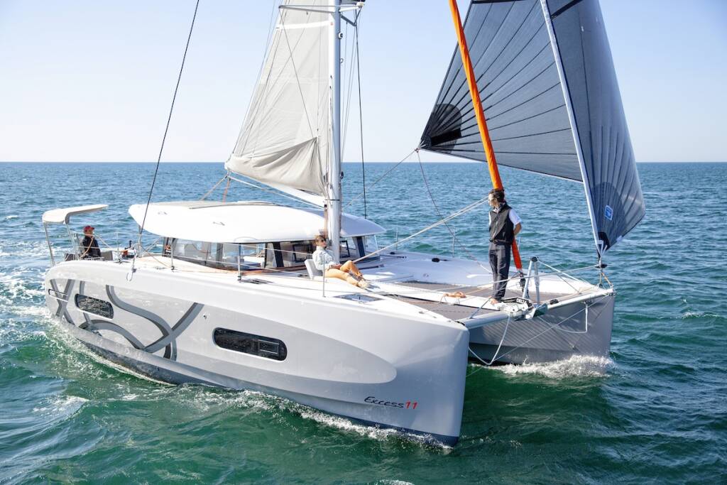 Excess 11 ALIA (Solar Panels, Electric WC, convertible saloon table, 1 SUP free of charge)