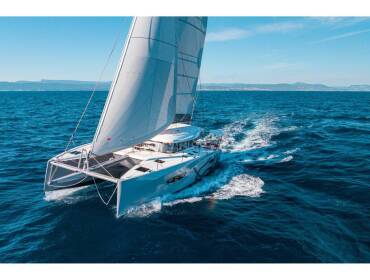 Excess 13 • AQUILA