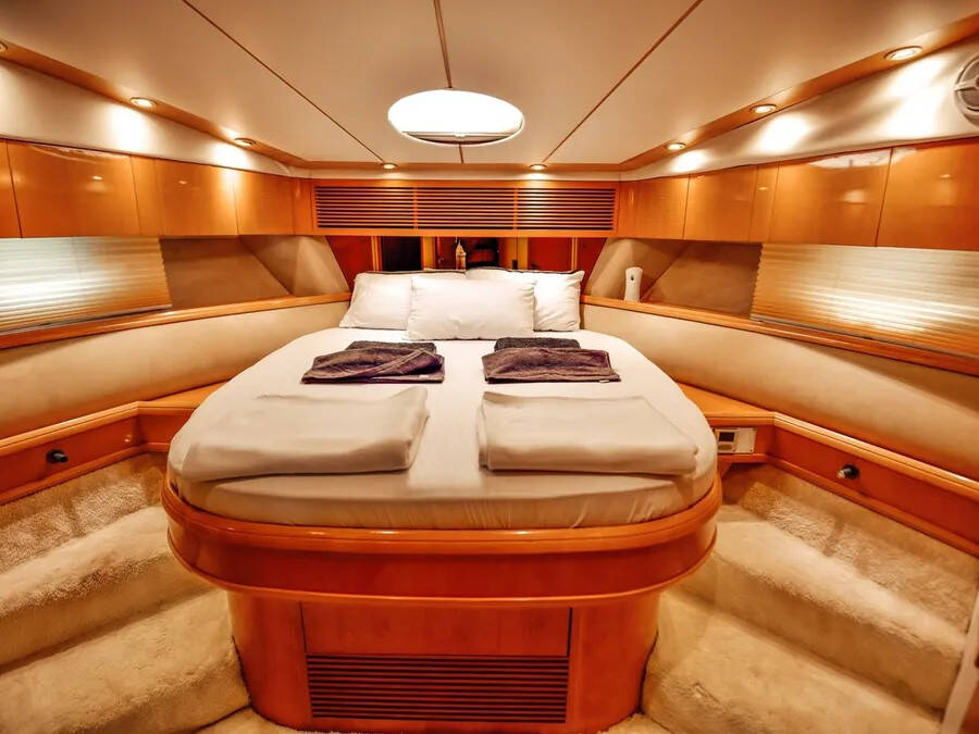 Fairline Squadron 55 Efe Bey E