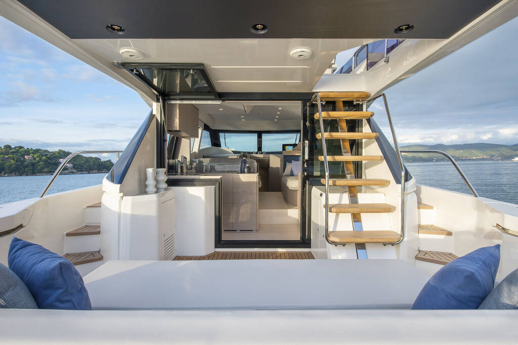 Ferretti 500 Seven