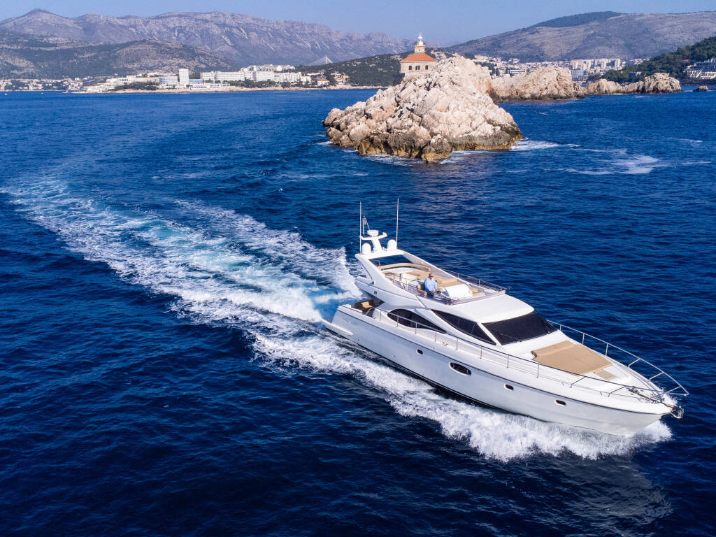 Ferretti 591 Borna I