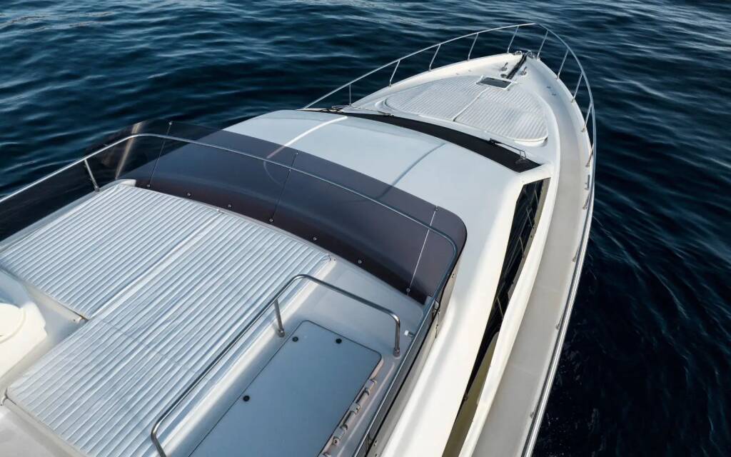 Ferretti 630 ESCAPE