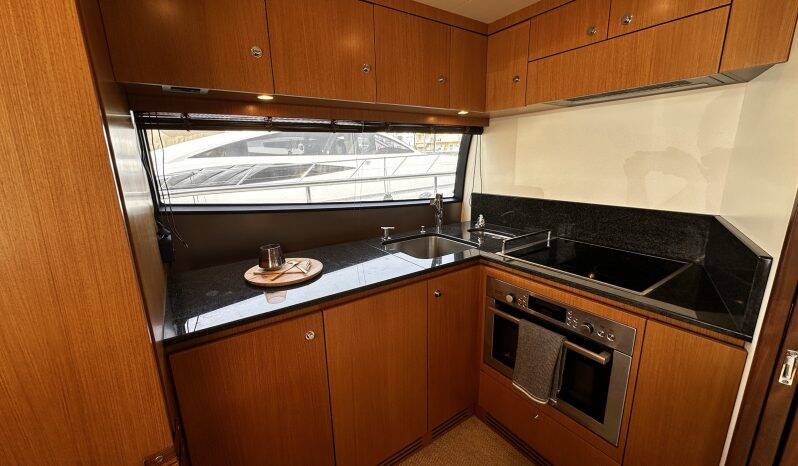 Ferretti 630 ESCAPE