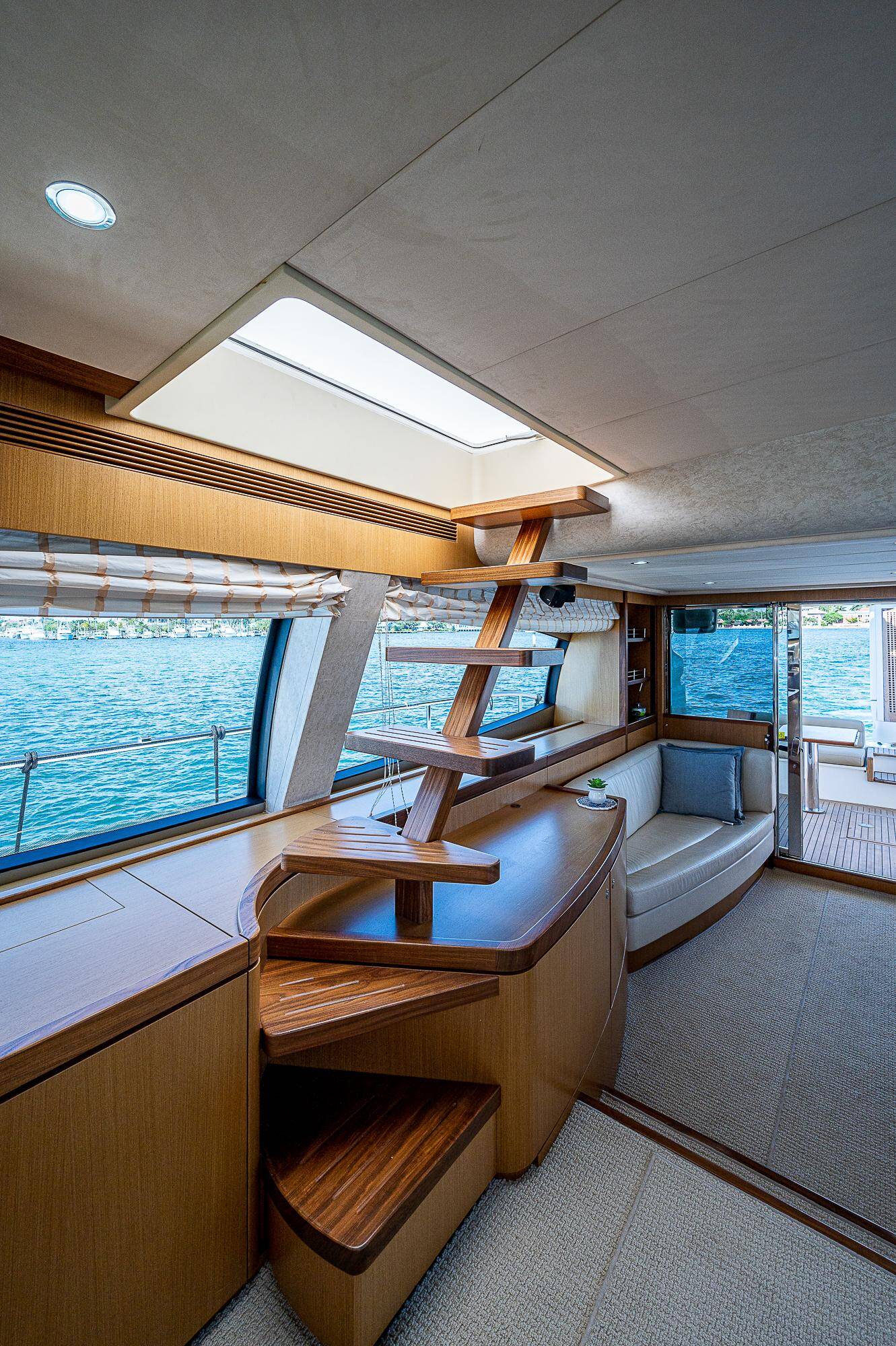 Ferretti 630 ESCAPE