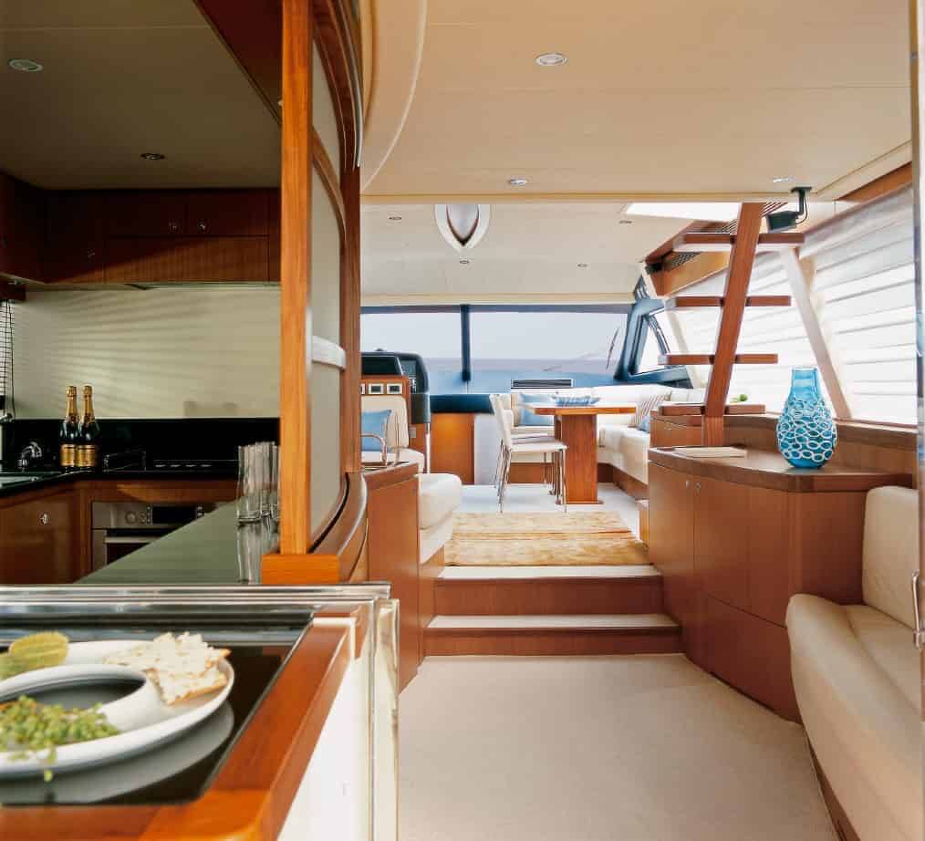 Ferretti 630 ESCAPE