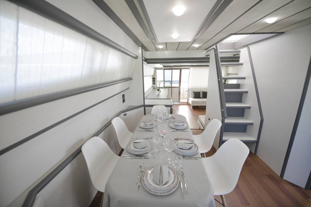Ferretti 70 Celine