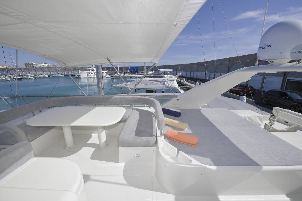 Ferretti 70 Celine