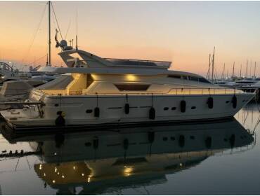 Ferretti 76' Fly Bruno