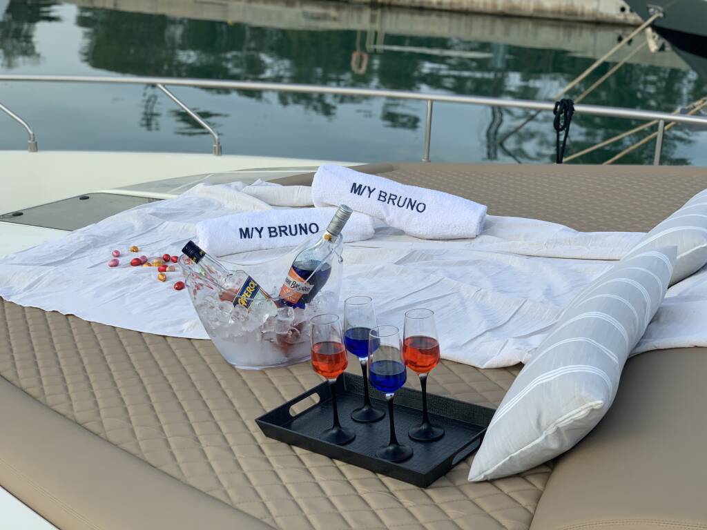 Ferretti 76' Fly Bruno