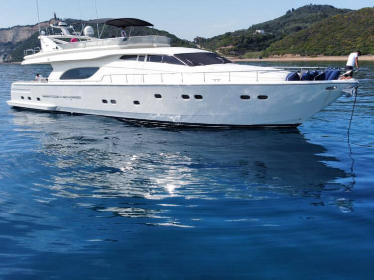 Ferretti 80 Kentavros II