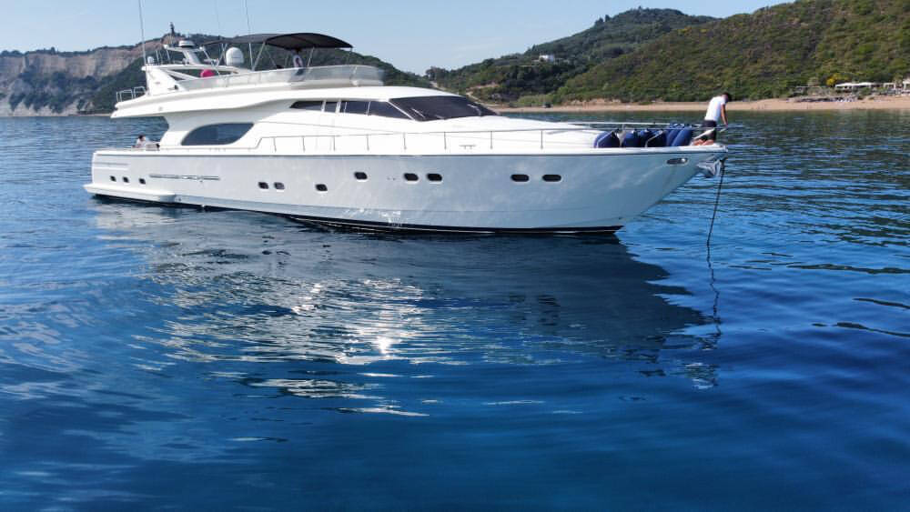 Ferretti 80 Kentavros II