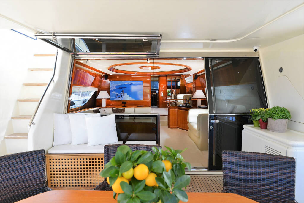 Ferretti 80 Kentavros II