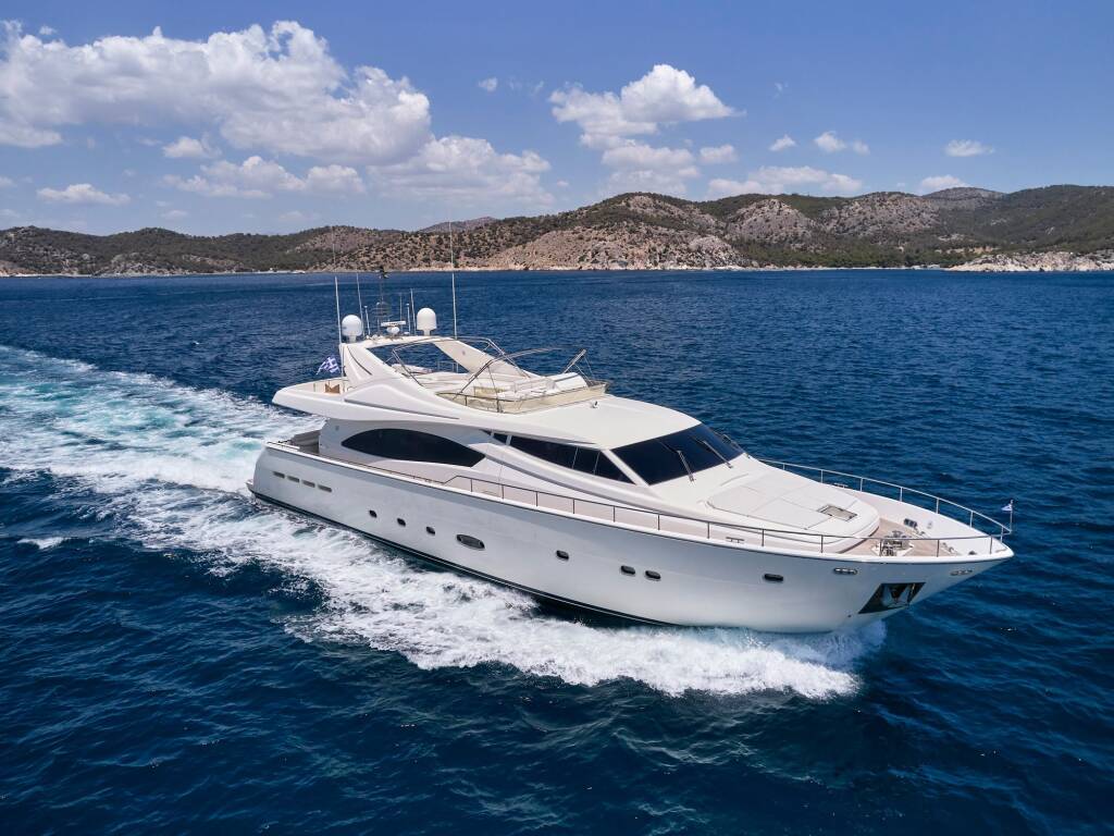 Ferretti 880 ESTIA YI