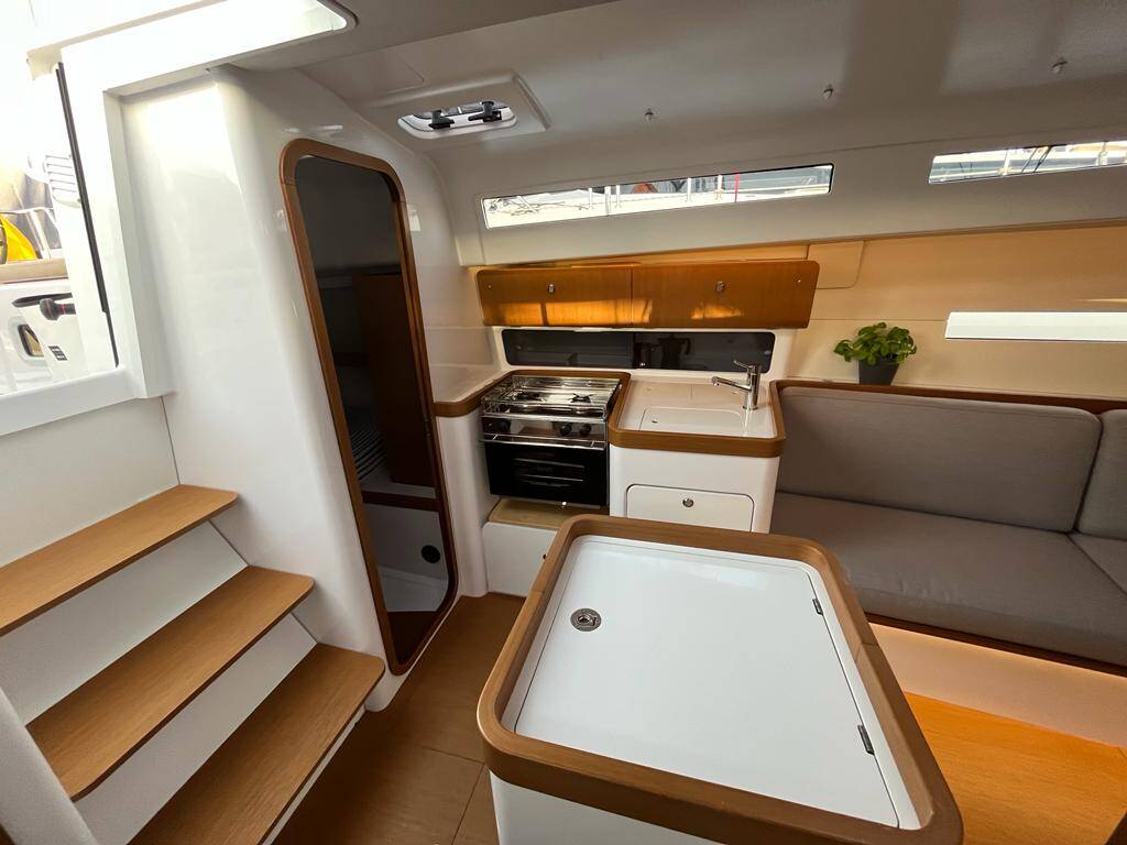 First 36 ULTRA FIRST