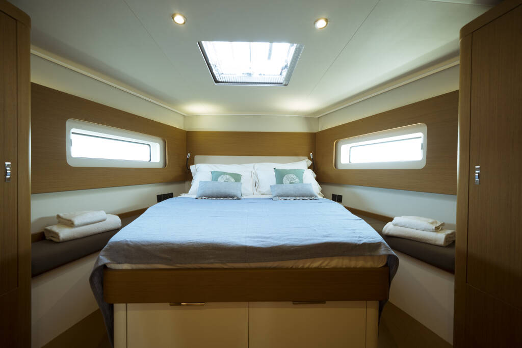 First 53 Ottima - Premium Crewed line