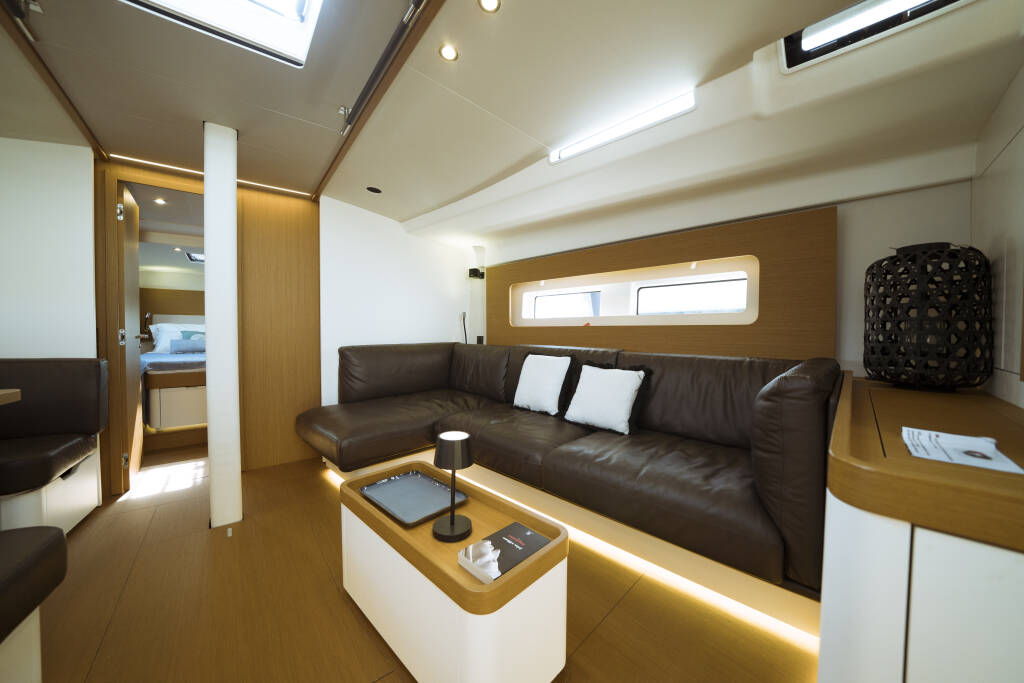 First 53 Ottima - Premium Crewed line