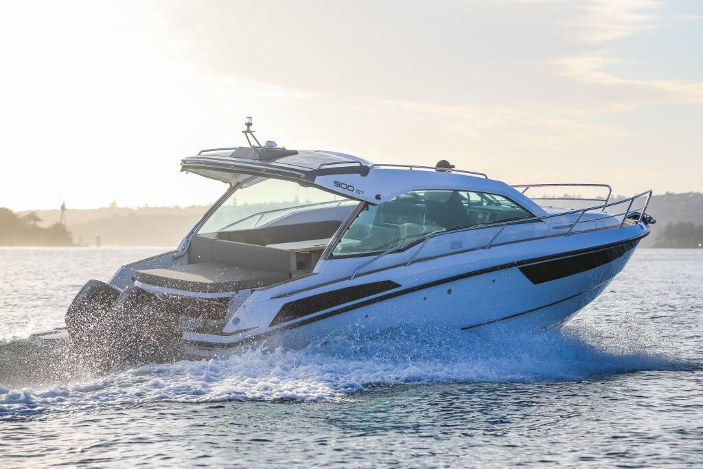 Flipper 900 ST Macka Monika