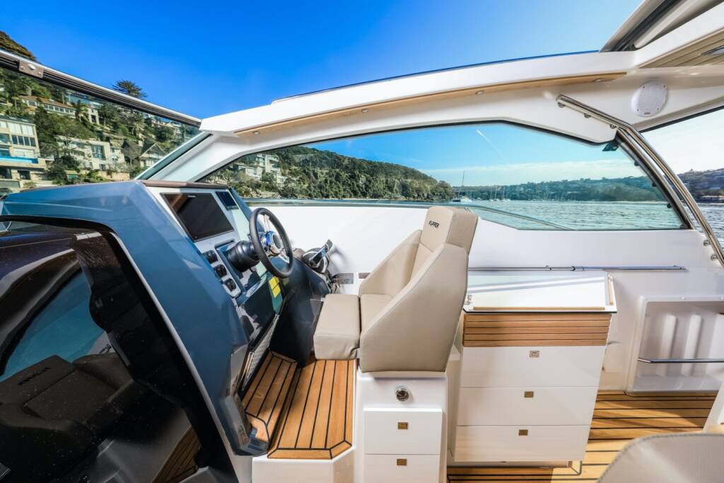 Flipper 900 ST Macka Monika