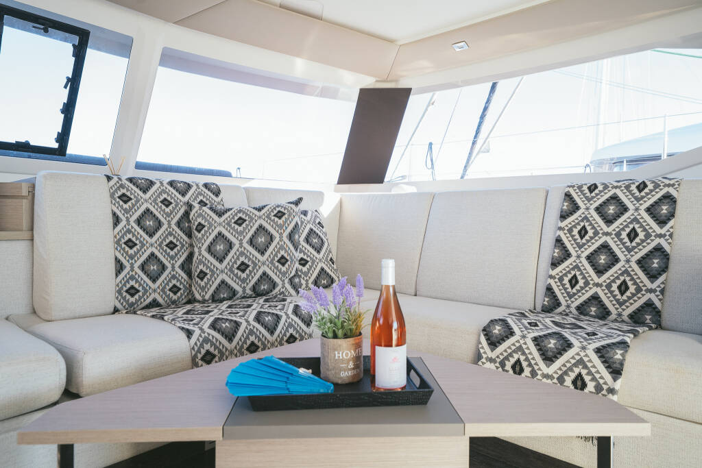 Fountaine Pajot 47 SAONA LUX  AquaSpirit