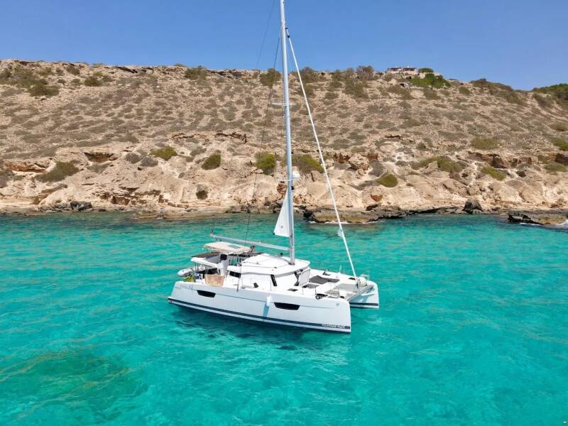 Fountaine Pajot Astrea 42 Maestro • Kahuna