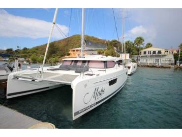 Fountaine Pajot Astrea 42 • Maho
