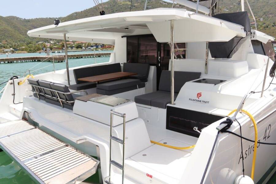 Fountaine Pajot Astrea 42 Time Thief