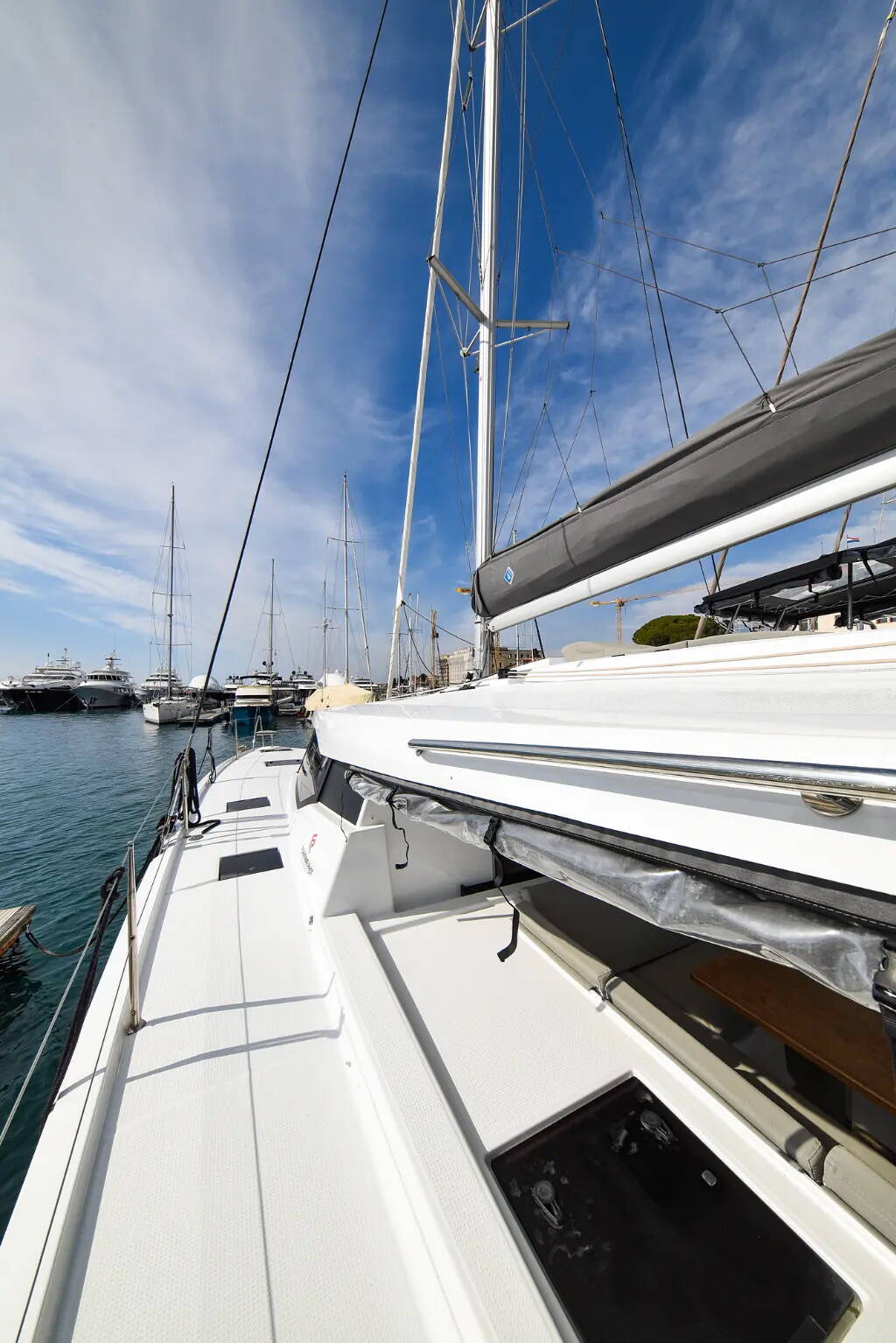 Fountaine Pajot Astrea 42 Le Bart