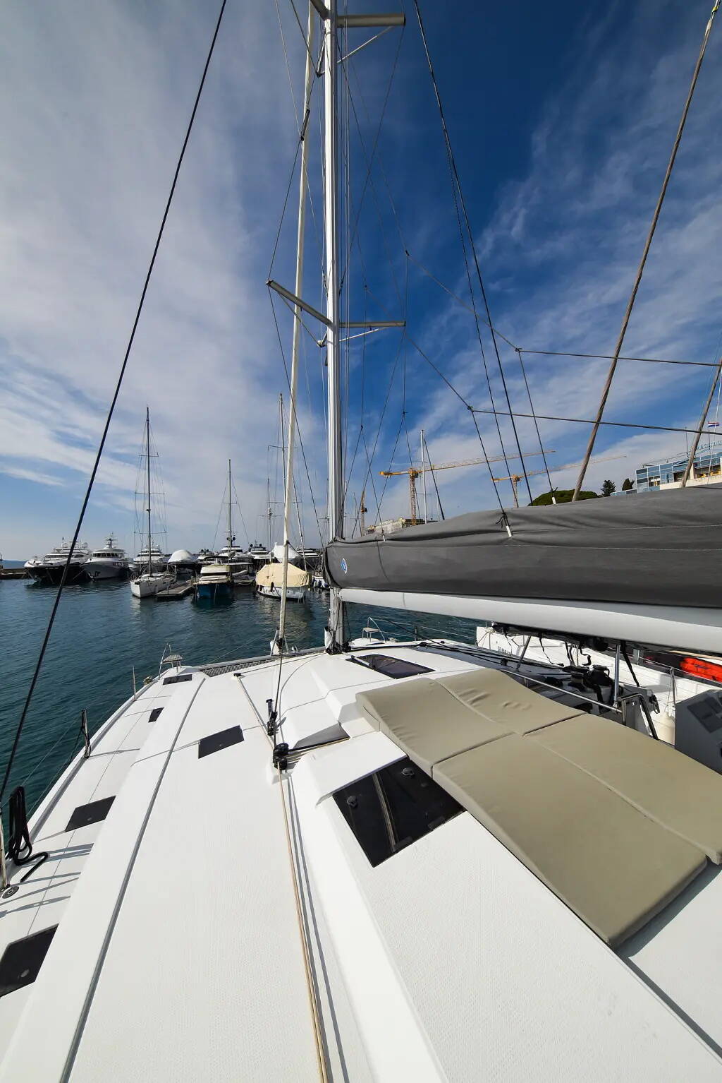 Fountaine Pajot Astrea 42 Le Bart