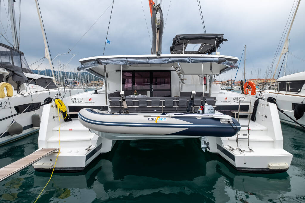 Fountaine Pajot Astréa 42 Orestes