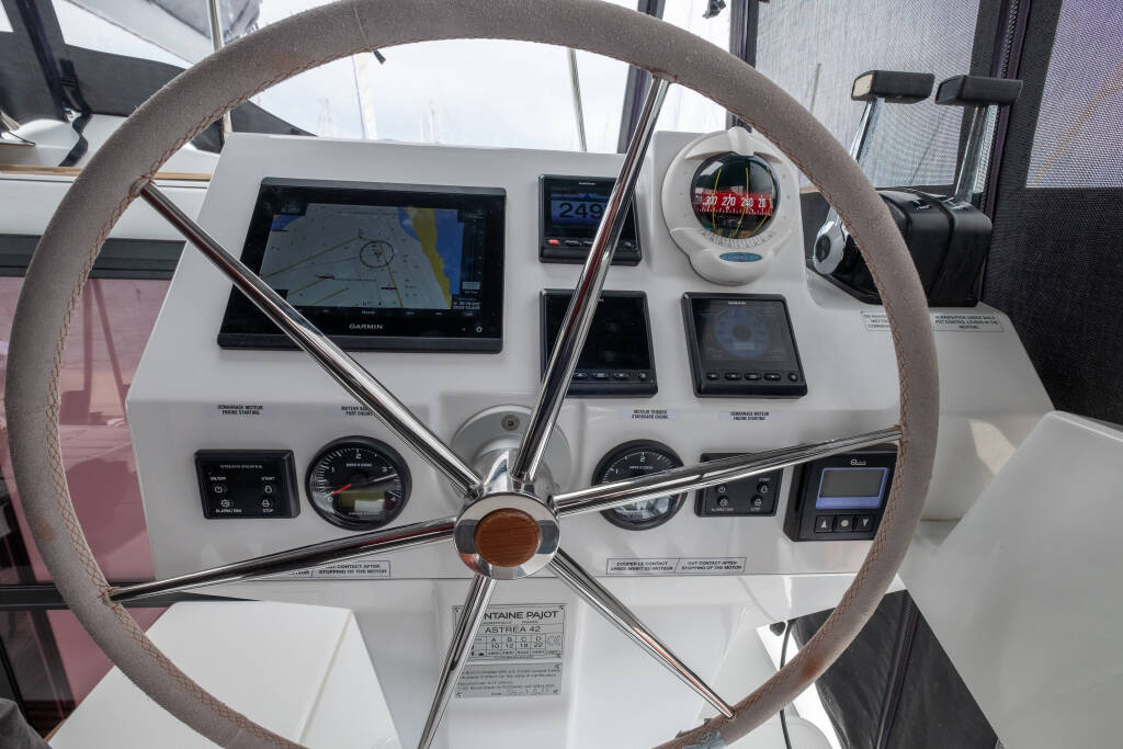 Fountaine Pajot Astréa 42 Orestes