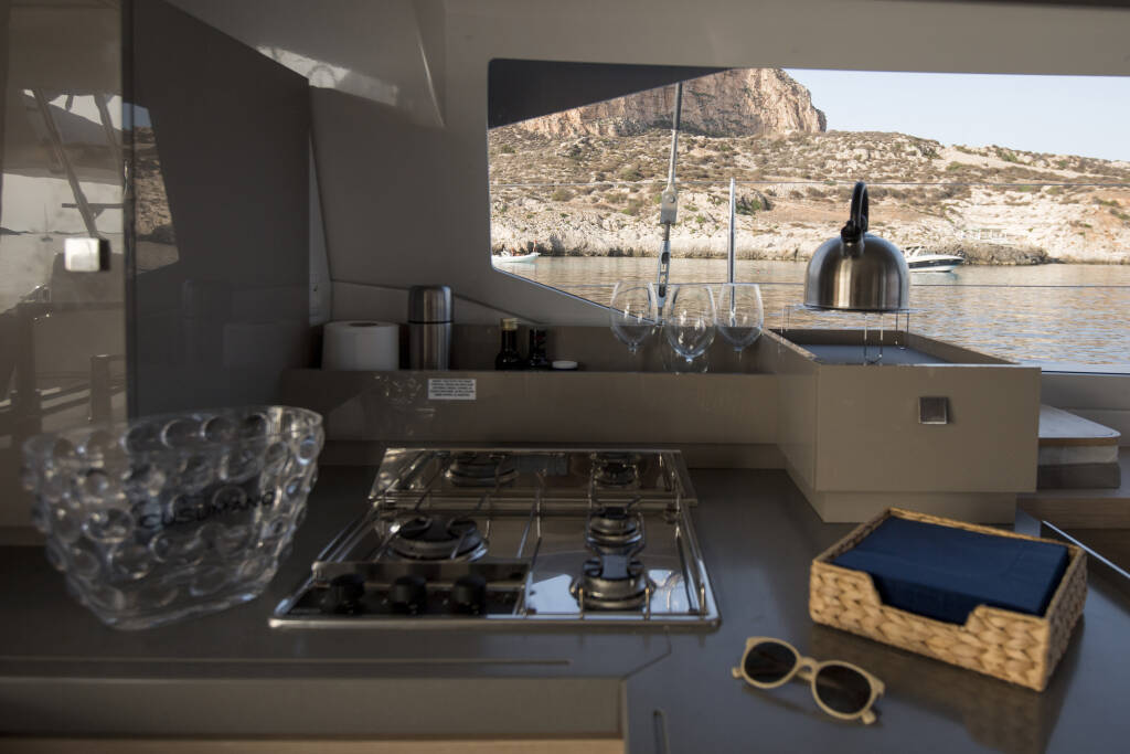Fountaine Pajot Astréa 42  Astrea 