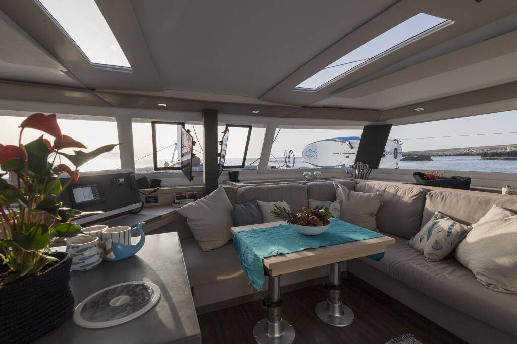 Fountaine Pajot Astréa 42  Astrea 